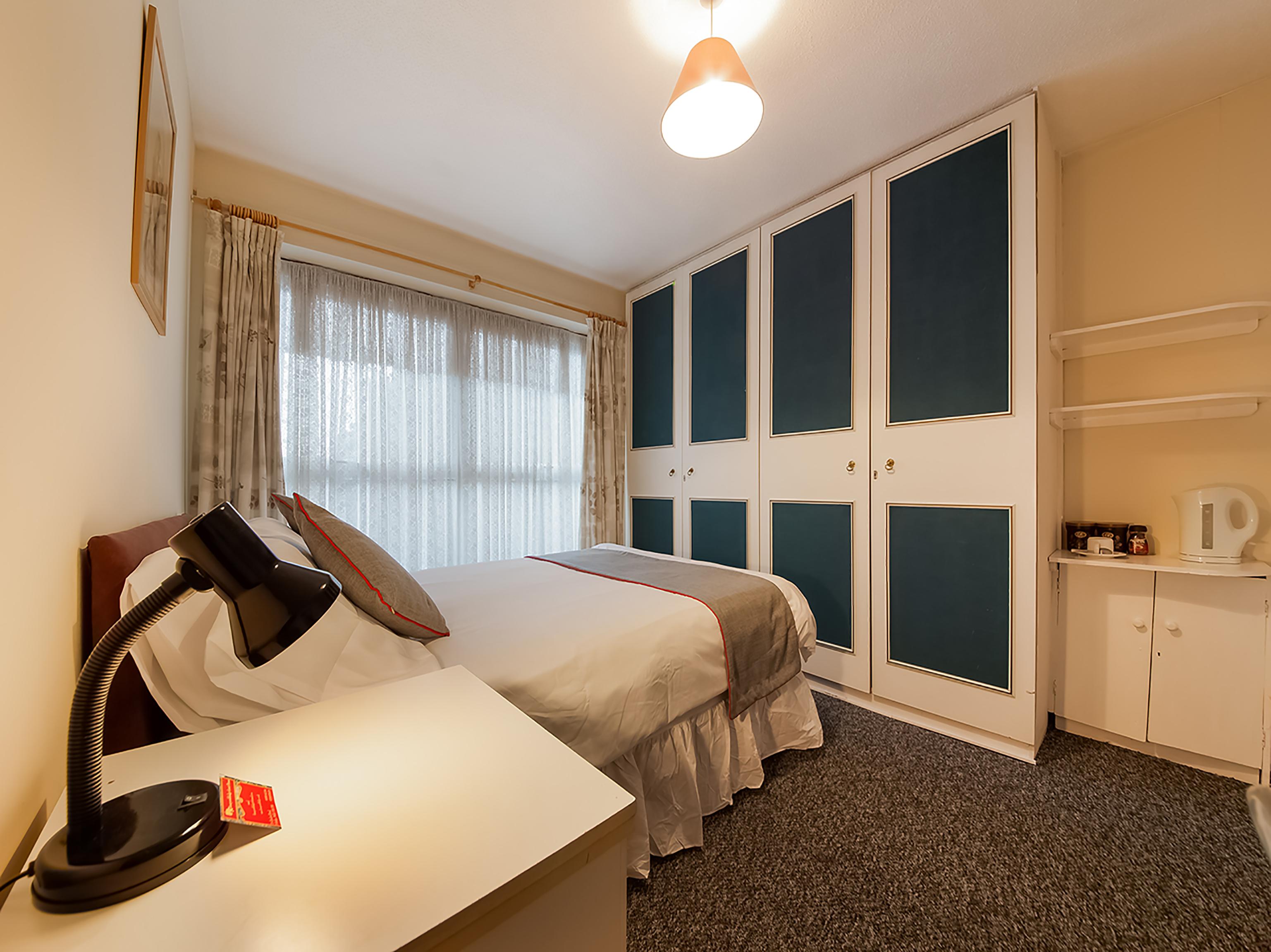 Oyo Honeycroft Hotel 2*